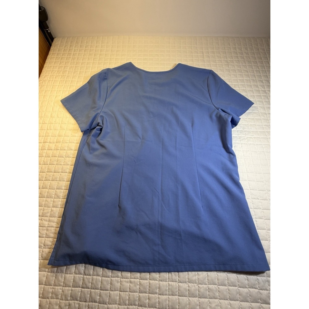 Figs Technical Collection Scrub Set Medium blue V Neck Top And Pants Tacked Hem - Picture 10 of 14